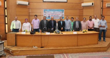 "كيف تسوق نفسك فى الجامعات الأجنبية" فى محاضرة بـ"تجارة طنطا"