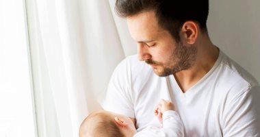 سنه أولى بابا.. جهز نفسك للتعامل مع الشريك الجديد فى المنزل