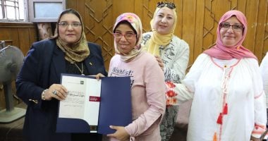 قصور الثقافة تكرم أوائل الثانوية العامة من ذوى القدرات الخاصة.. صور