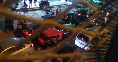 قارئ يشكو من موقف "توك توك" بالمرج يغلق الشارع أمام محطة المترو