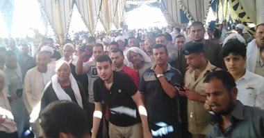 صور.. جلسة صلح بين عائلتى " مغيب ومسلم"  بالفيوم