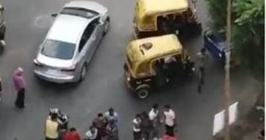 قارئ يشكو من وجود موقف توك توك عشوائى بشارع بدوى بمحرم بك