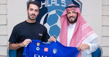 الهلال السعودى يضم أمير كردى لاعب بانيونيوس اليونانى 3 سنوات.. صور