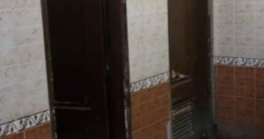 قارئ يطالب برفع كفاءة الحمامات العمومية بالمنيا.. صور 