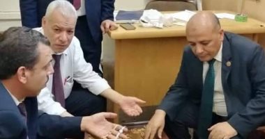 جمارك مطار القاهرة تضبط محاولة تهريب كمية من المشغولات الذهبية 