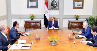 السيسى يتابع تطورات المشروع القومى لتطوير التعليم.. الرئيس يؤكد أهمية عملية صياغة ثقافة التغيير والتطوير في التعليم من خلال المنظومة الجديدة.. ويوجه بالاستمرار فى نظام التقييم بمرحلة الثانوية العامة 