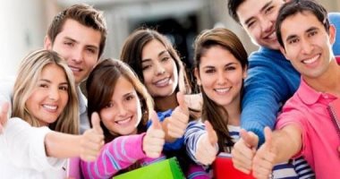 علشان تبنى علاقات ناجحة مع زملائك فى العمل.. 4 نصائح لازم تعمل بيها