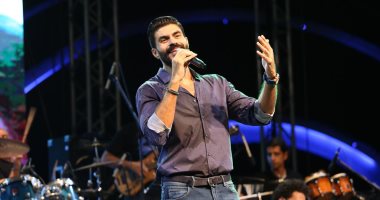 لسه كبير.. خالد سليم يخطف قلوب جمهوره فى حفل بالإسكندرية "صور"