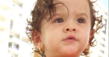 الصورة تتكلم ..عادل يشارك بصور طفلته: كارما أغلى ما أملك