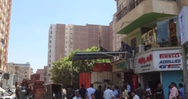  صور.. استمرار حملات إزالة الإشغالات والتعديات على الأرصفة بالفيوم 