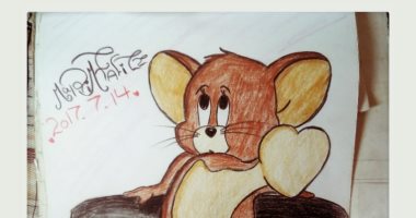 مريم ترسم من عمر 6 سنين وتحلم بوضع اسمها بين كبار الرسامين