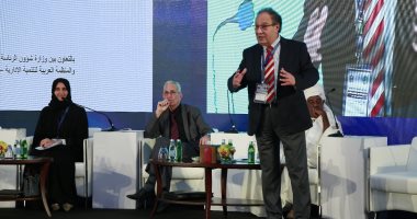 "نظام ذكى" بجامعة مصر للعلوم والتكنولوجيا يراقب سرعات وسائل النقل