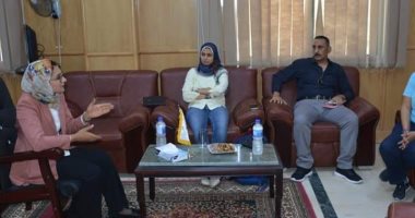 نائب محافظ الوادى الجديد تبحث استعدادات المحافظة لتنظيم المهرجان الدولى للتمور