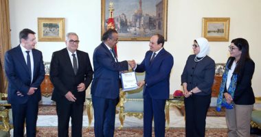 تفاصيل لقاء السيسى بمدير "الصحة العالمية".. إشادة عالمية بالمبادرات المصرية