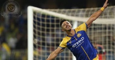 مهاجم النصر يسجل أول أهداف الدورى السعودى فى ضمك.. فيديو 