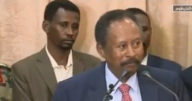 رئيس وزراء السودان يستهل جولاته فى الولايات بزيارة دارفور
