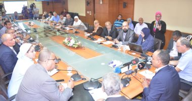 أكاديمية البحث العلمى تناقش إمكانية تطبيق نتائج البحوث للنهوض بصناعة رغيف الخبز