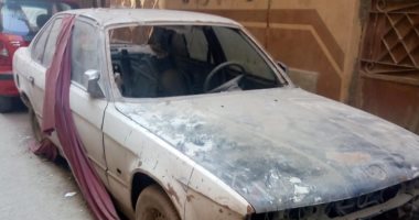 شكوى من وجود سيارات قديمة ومتهالكة فى منطقة جناكليس بالإسكندرية