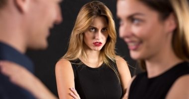 نصائح للتقليل من الغيرة المرضية على شريك الحياة