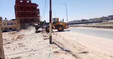 تواصل رفع المخلفات والاستعداد لمعرض المدارس بالعريش