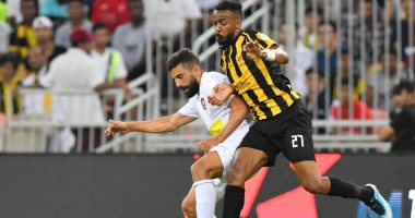 اتحاد جدة يتعادل مع الرائد 1 - 1 فى الشوط الأول بالدوري السعودي.. فيديو