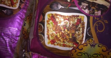 صور.. ضبط 4 مخازن مواد غذائية بداخلها 18 طن سلع مجهولة المصدر بالقاهرة