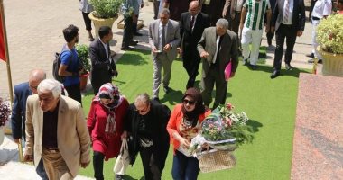 وفديون يحضرون لضريح سعد زغلول لإحياء ذكراه 