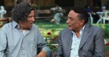 عمرو عرفة يكشف كواليس المشهد الأخير بين الزعيم وسعيد صالح فى "زهايمر"