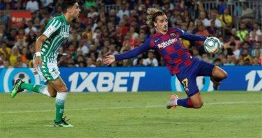 برشلونة ضد بيتيس.. فيدال يشارك في مهرجان أهداف البارسا بالخامس  