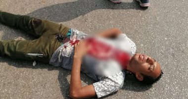 صور.. شاب يذبح نفسه محاولا الانتحار أمام النادى "الاجتماعى" بالشرقية