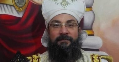 البابا تواضروس يعزى كهنة عزبة النخل فى وفاة القس إبرام داوود متأثرًا بمرضه