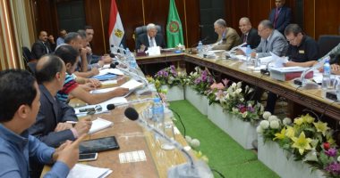 محافظ الدقهلية: الحجز الإدارى على المتأخرين فى سداد مستحقات الإعلانات