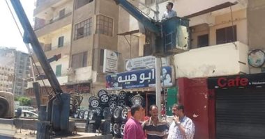 صور.. حملة لصيانة أعمدة الإنارة وغسل الأرصفة والبردورات بالمنصورة