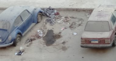 أهالى الحى الرابع بالتجمع يشكون من السيارات المهملة بالشوارع