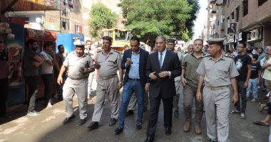 صور.. مدير أمن القليوبية يقود حملة لإزالة الإشغالات استجابة لشكاوى الأهالى