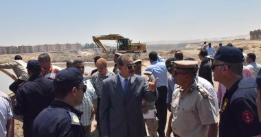 محافظ أسيوط يشهد البروفة الأولية للتدريب الميدانى على إدارة مخاطر السيول