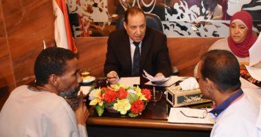 فيديو وصور.. نائب محافظ أسوان يكلف المسئولين بسرعة تلبية شكوى 20 مواطنا‎
