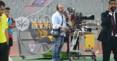 هرشة وتبريقة.. شاهد بكاميرا سوبر كورة كيف اعترض ميدو على حكم مباراة الزمالك