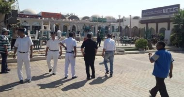  حملة مكبرة لإزالة الإشغالات والتعديات بأسواق منطقة "الشانزليزية" فى مارينا