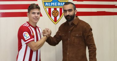 ألميريا يعلن عن صفقته العاشرة بضم لاعب روما معارا