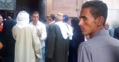 أهالى بنى مزار بالمنيا يناشدون المسئولين عمل مكتب سجل مدنى آخر