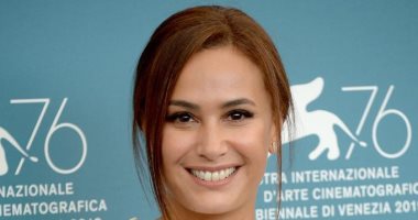 هند صبرى تفوز بجائزة starlight cinema award على هامش مهرجان فينسيا