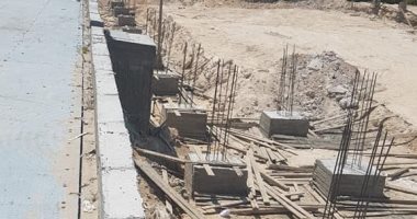صور.. إيقاف 4 حالات بناء مخالف فى 3 أحياء بالإسكندرية