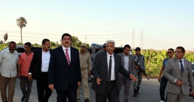 محافظ القليوبية يتفقد طريق مسطرد بشبرا الخيمة ومحور الباسوسية 