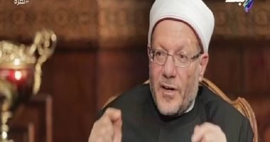 المفتى: المرأة فى الوظيفة العامة كالرجل حتى فى رئاسة الدولة