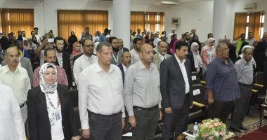 صور.. ختام المؤتمر الدولى الأول للتدريب الاحترافى والبرامج الإبداعية بجامعة القناة