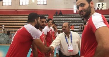  هشام حطب يشاهد تتويج منتخب الطائرة ببرونزية الألعاب الإفريقية
