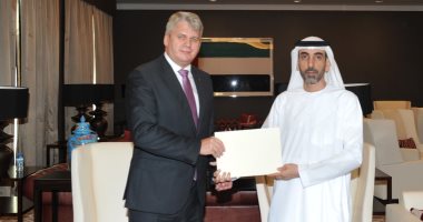 الإمارات تتسلم نسخة من أوراق اعتماد سفير استونيا 