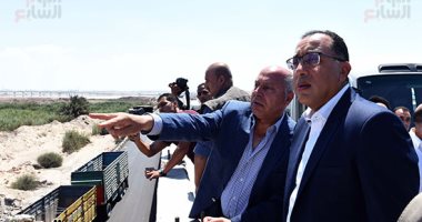 رئيس الوزراء يتفقد محور 54 الرابط لميناء الإسكندرية بالطريق الساحلى 