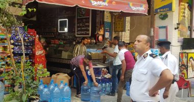 صور.. هدم سور مخالف وضبط مخالفات إشغالات الطريق شرق الإسكندرية